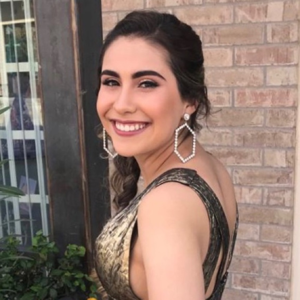 Meet your Posher, Amanda